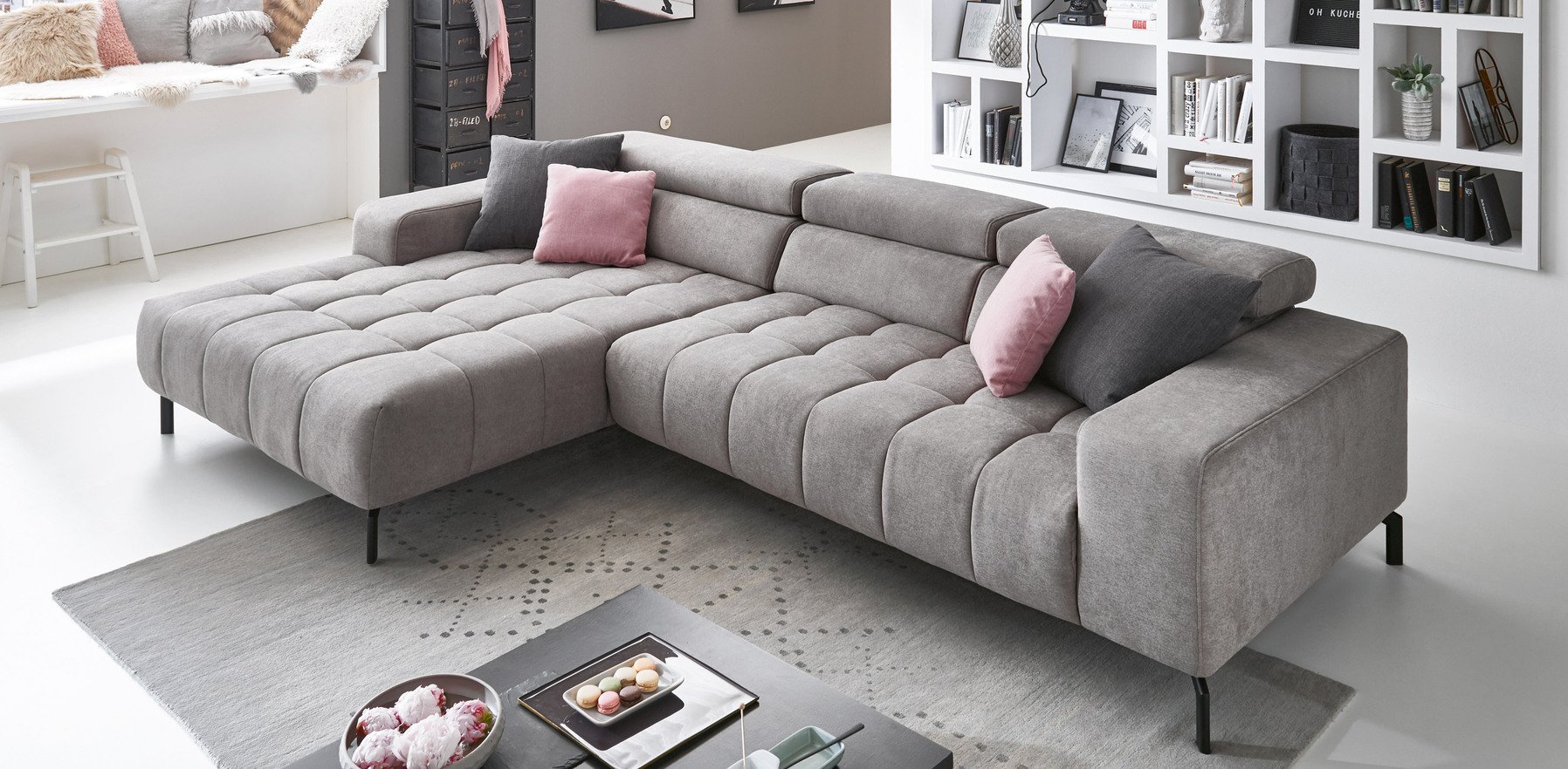 O_24-48_Sofa_Viola_380380_02.jpg